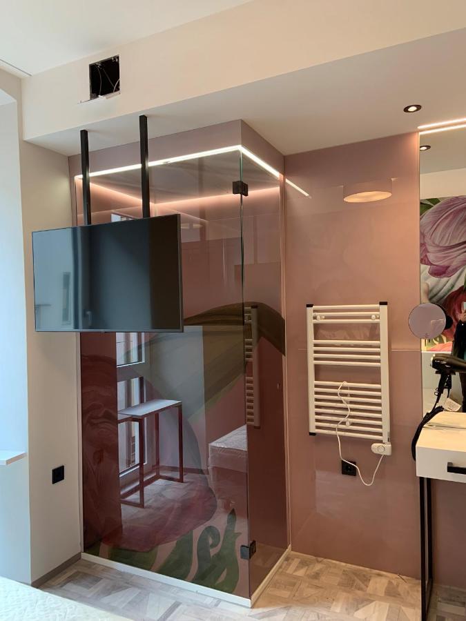 Art-Inn Design Self-Check-In-Hotel ลินซ์ ภายนอก รูปภาพ