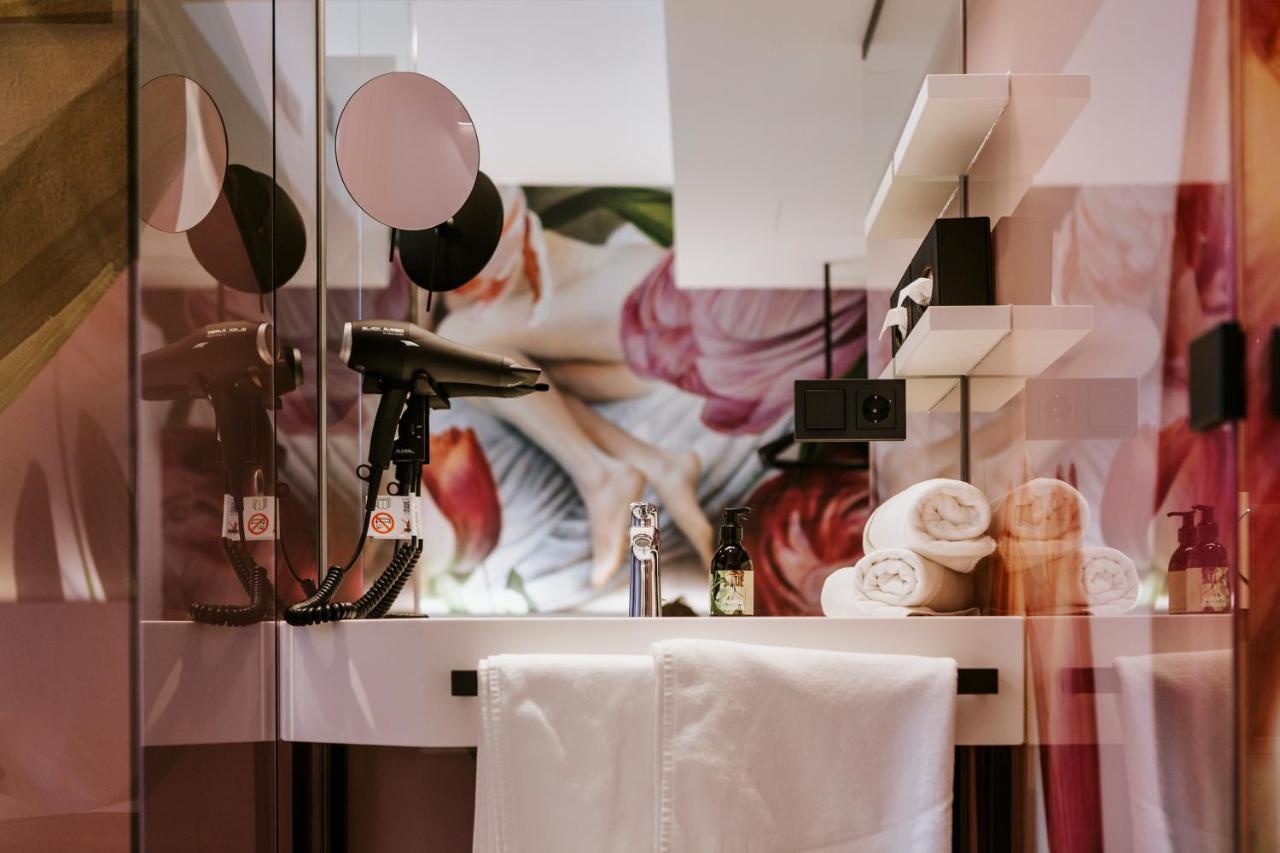 Art-Inn Design Self-Check-In-Hotel ลินซ์ ภายนอก รูปภาพ